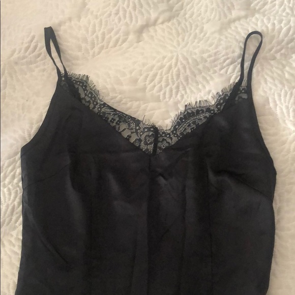 XLE the Label lace dress - Picture 2 of 5